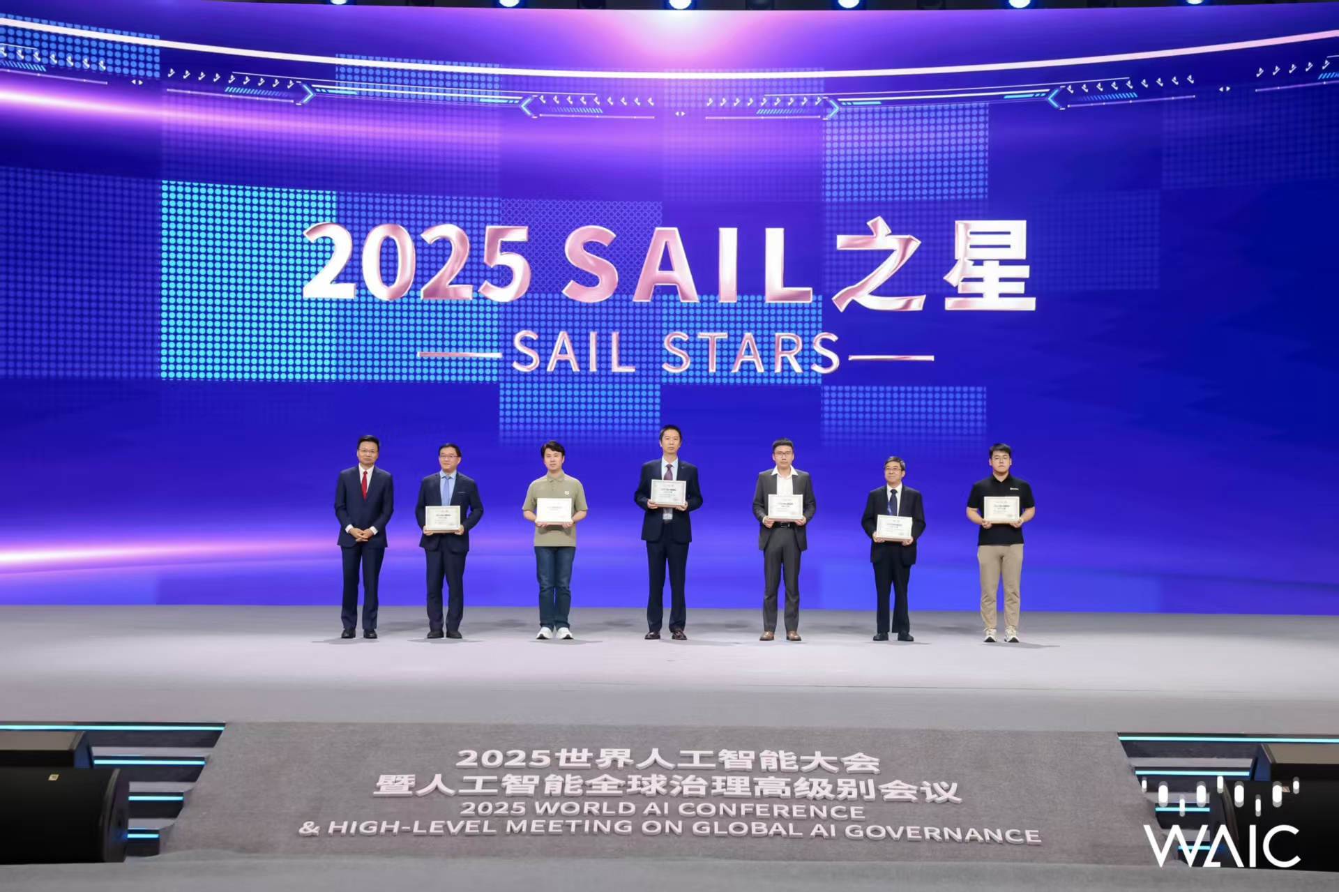 j9娱乐集团官网-博世智能混动热泵全屋气候舒适解决方案首秀AWE2026，以AI定义四季舒适家居新范式